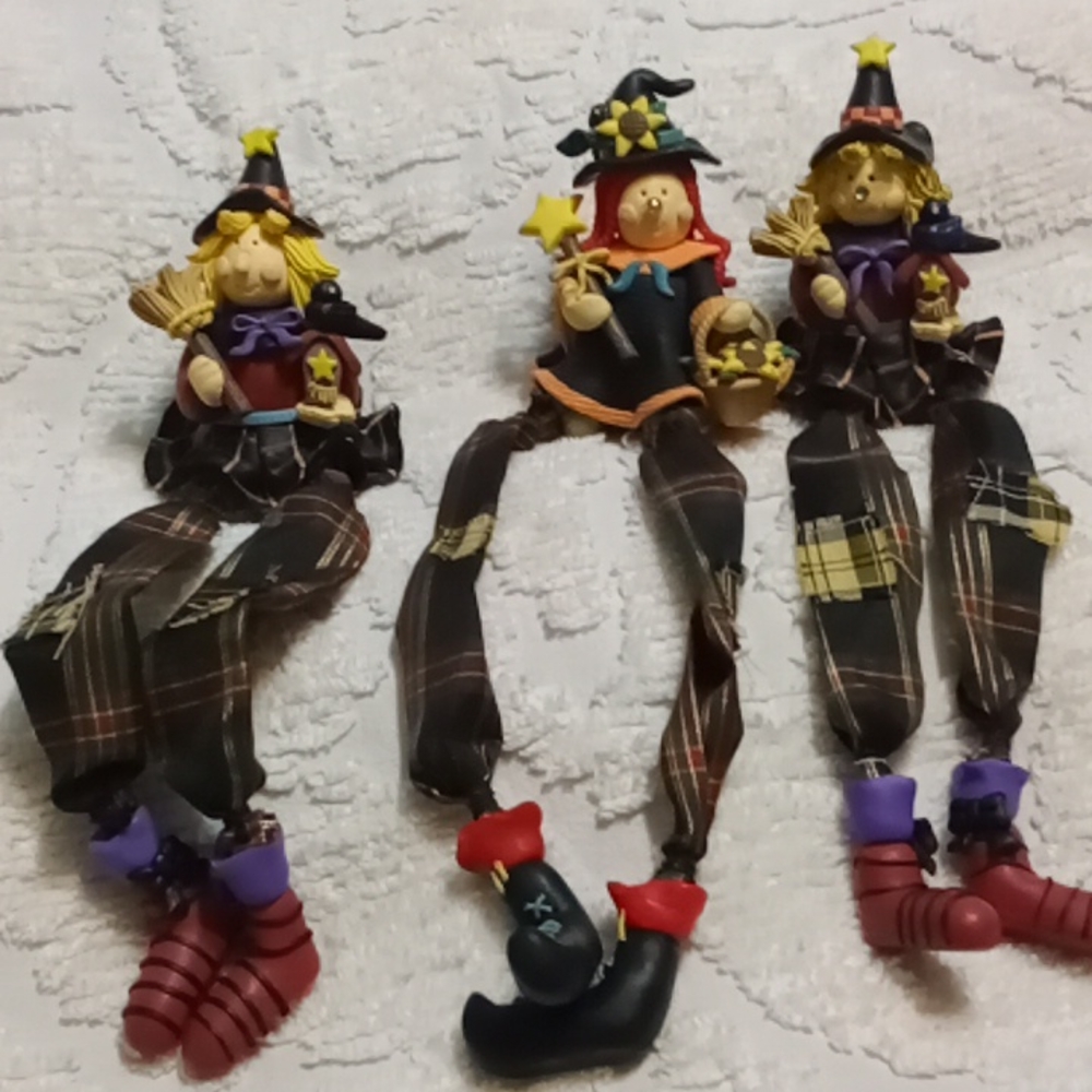 Three little witch Halloween decorations